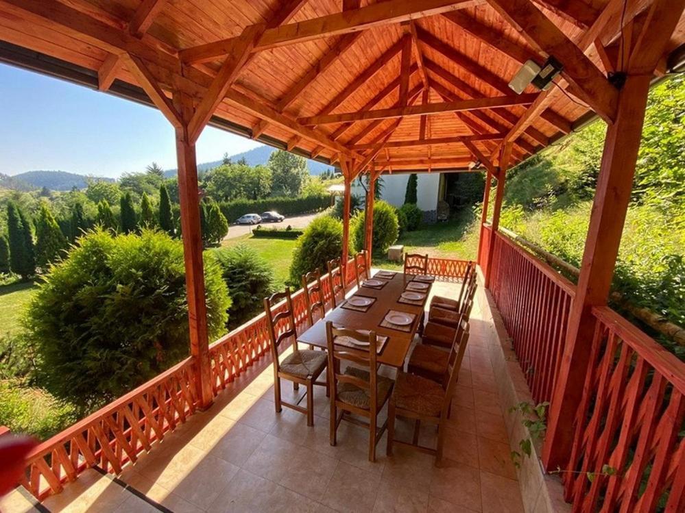 Hotel Bellavista Brasov Săcele Exteriér fotografie