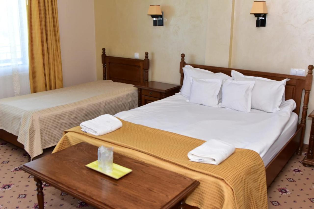 Hotel Bellavista Brasov Săcele Exteriér fotografie