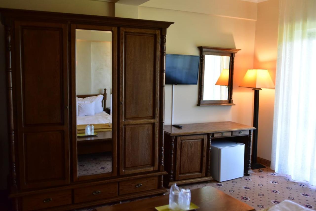 Hotel Bellavista Brasov Săcele Exteriér fotografie