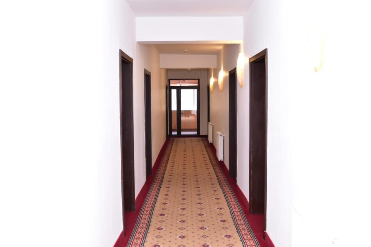 Hotel Bellavista Brasov Săcele Exteriér fotografie