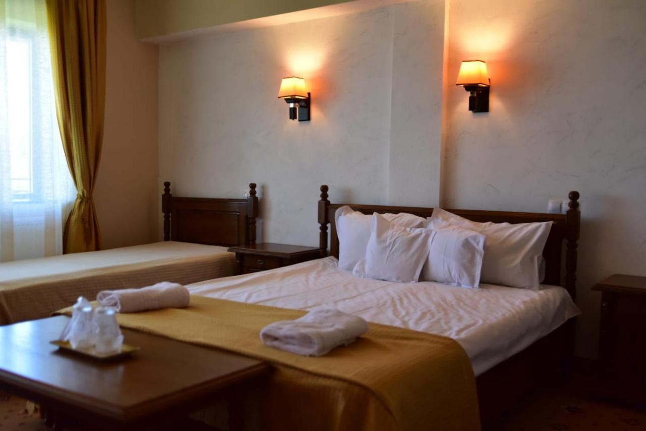 Hotel Bellavista Brasov Săcele Exteriér fotografie