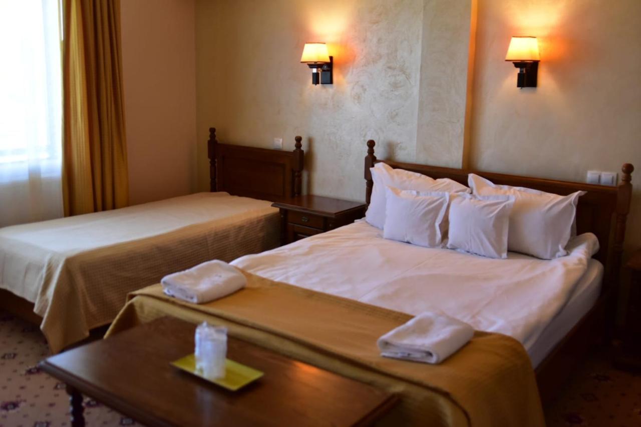 Hotel Bellavista Brasov Săcele Exteriér fotografie
