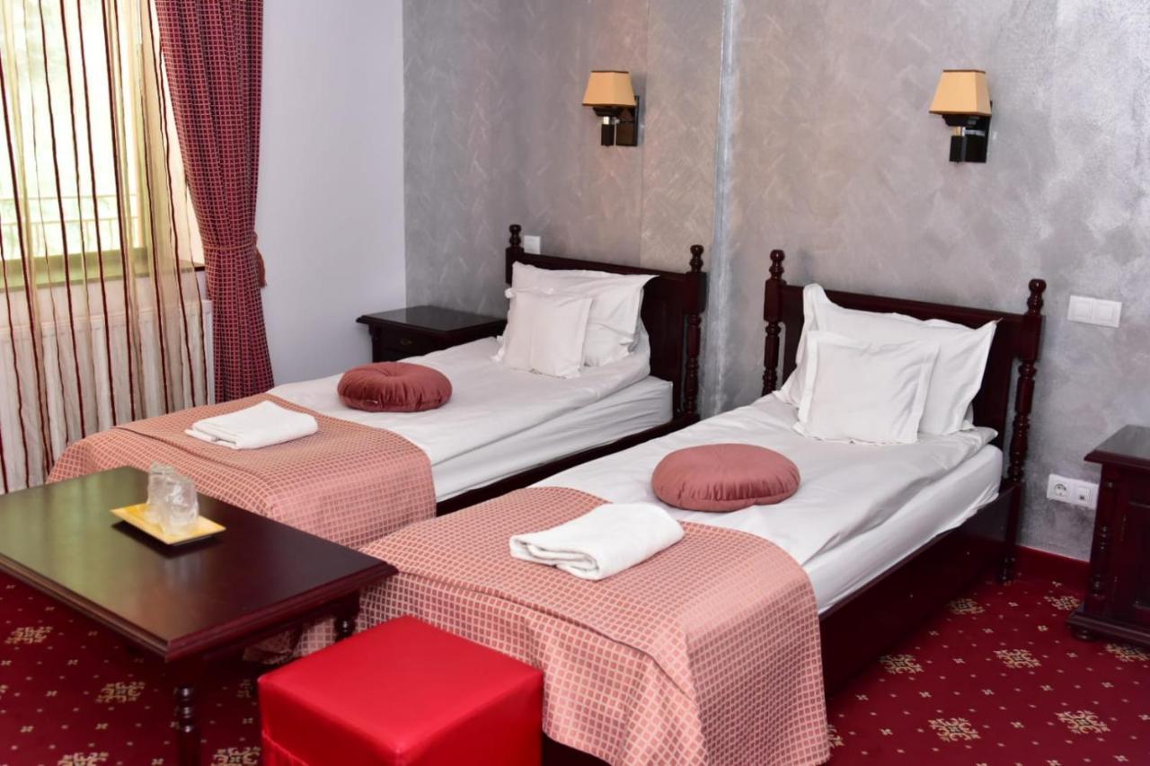 Hotel Bellavista Brasov Săcele Exteriér fotografie