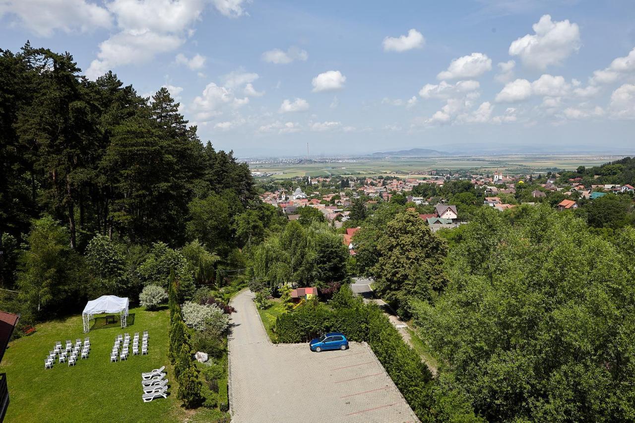 Hotel Bellavista Brasov Săcele Exteriér fotografie